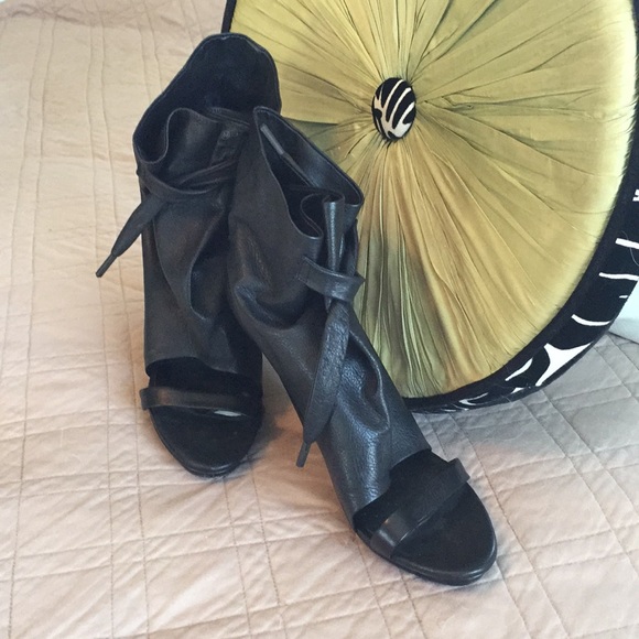Balenciaga heels - Picture 2 of 5